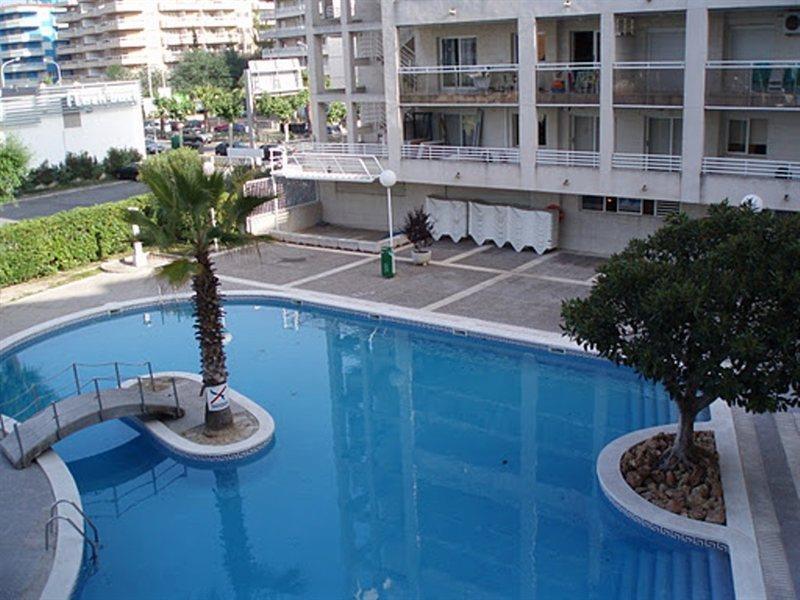Apartbeach Royal Apartments Салоу Екстериор снимка