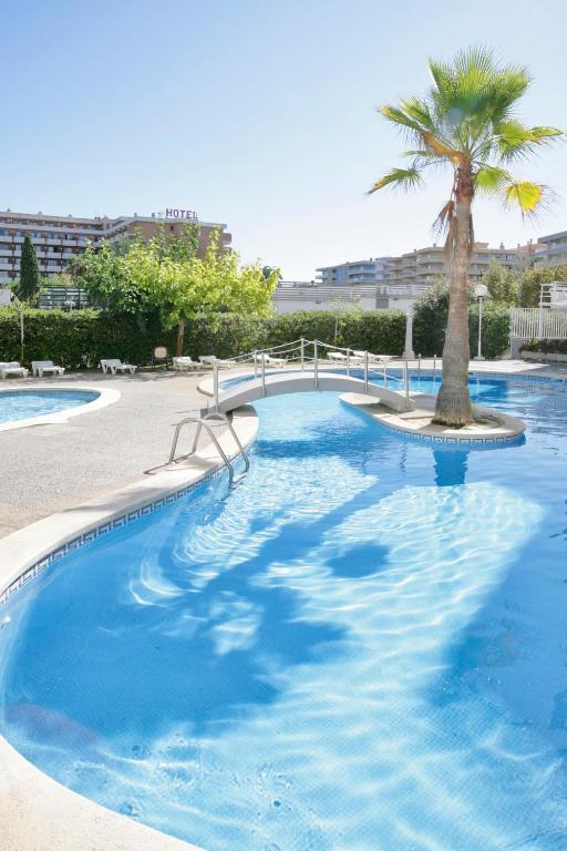 Apartbeach Royal Apartments Салоу Екстериор снимка