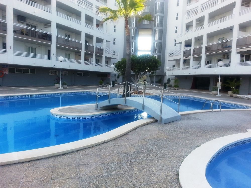 Apartbeach Royal Apartments Салоу Екстериор снимка