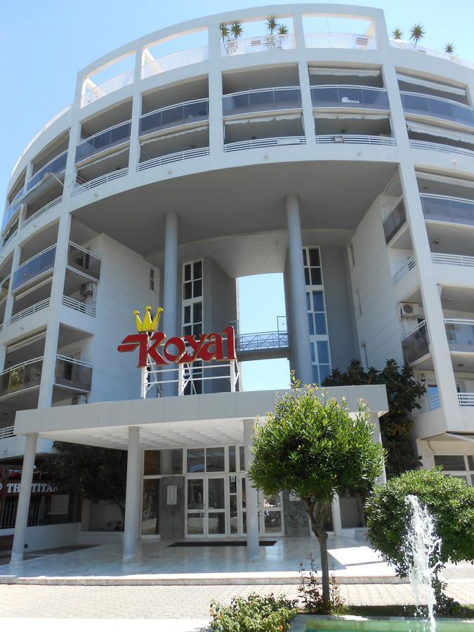 Apartbeach Royal Apartments Салоу Екстериор снимка